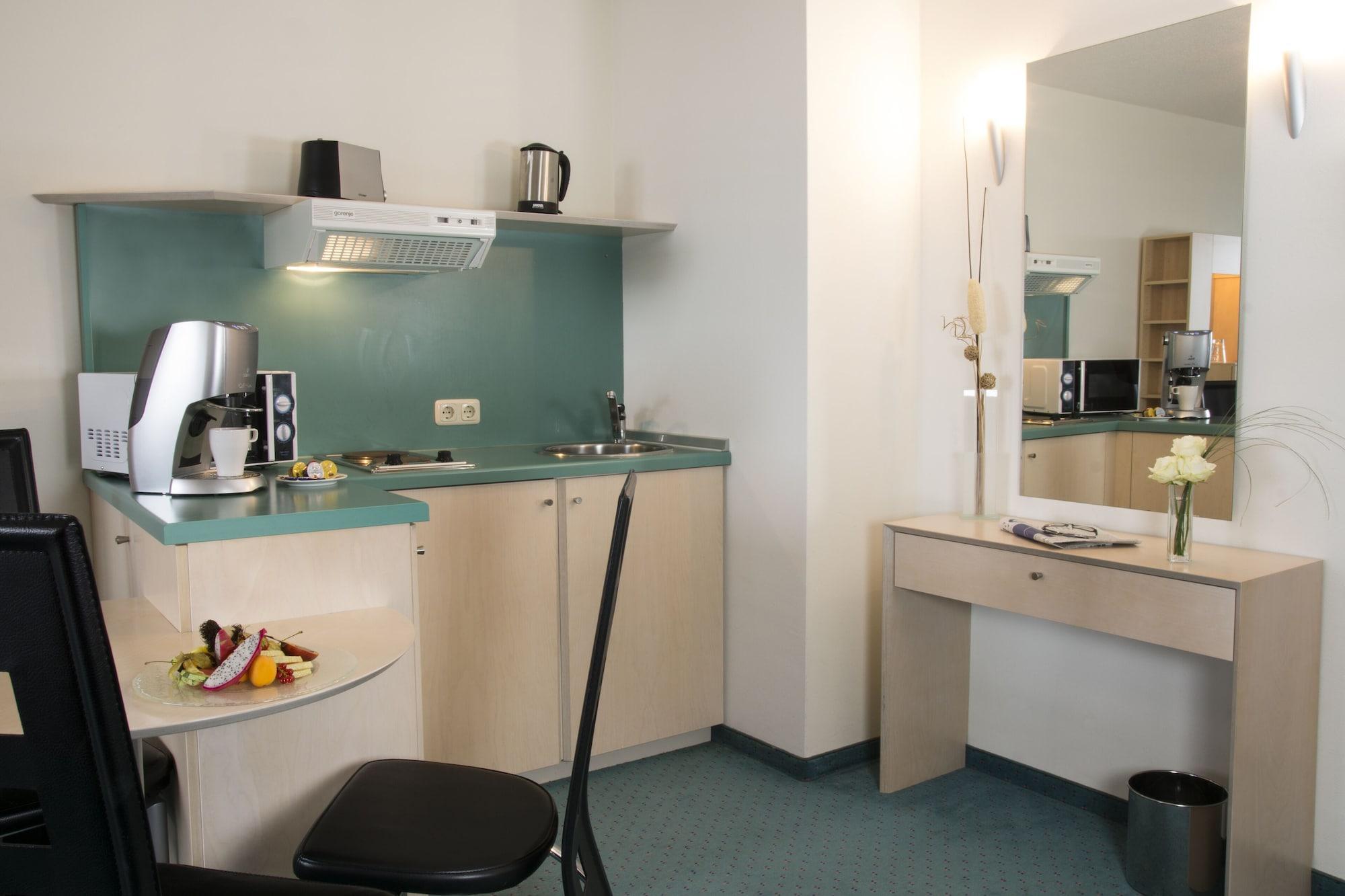 Atlanta Hotel Leipzig Гроспосна Екстериор снимка