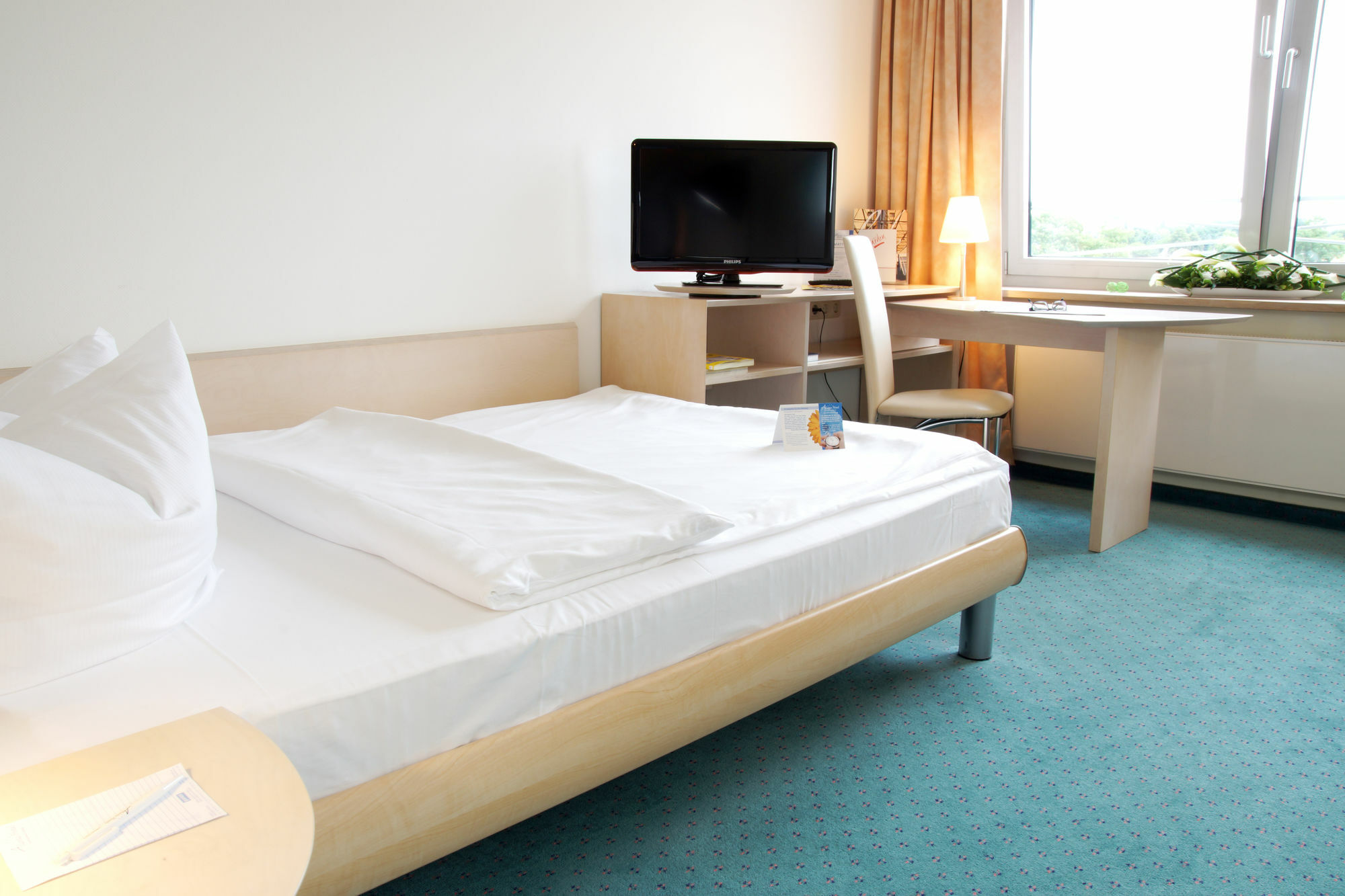 Atlanta Hotel Leipzig Гроспосна Екстериор снимка